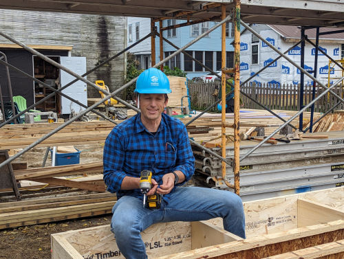 PXL 20231020 184716680