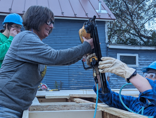 PXL 20231020 192137034